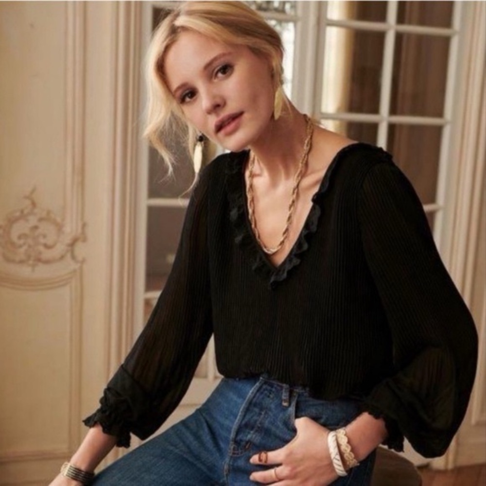 Sezane Black V-Neck Long Sleeve Women's blouse